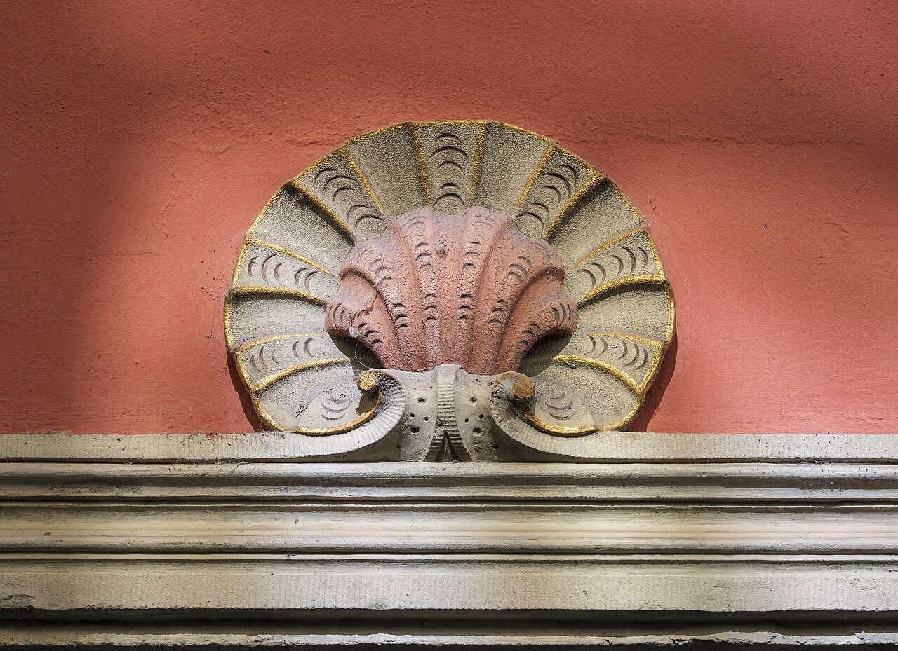 Baroque shell